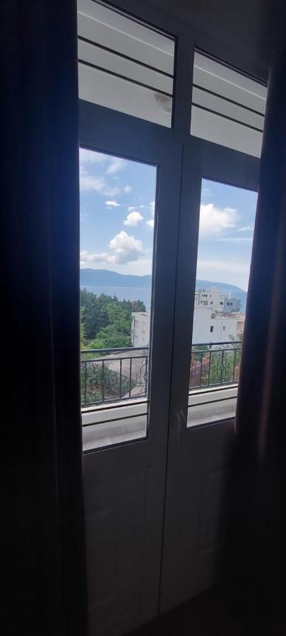 Hotel Kristal فلورا المظهر الخارجي الصورة